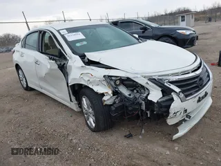 2015 Nissan Altima SV z VIN 1N4AL3AP6FC115367, wystawiony jako IAAI lot #42128044 z przebiegiem 110 383 mil mil oraz . Historia ofert i sprzedaży dostępna na DreamBid. Obrazek 1.
