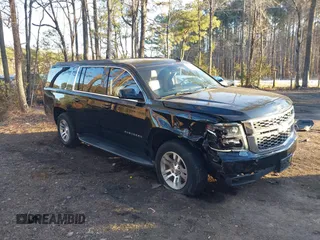 2019 Chevrolet Suburban LT with VIN 1GNSCHKC4KR143321, listed as a IAAI auction lot 41352396 with 122,190 mi miles and . Bid and sale history available at DreamBid. Image 1.