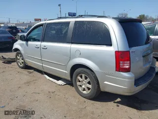 2008 Chrysler Town & Country Touring with VIN 2A8HR54P18R142722, listed as a IAAI auction lot 41708563 with NaN miles. Bid and sale history available at carsss.com. Image 3.