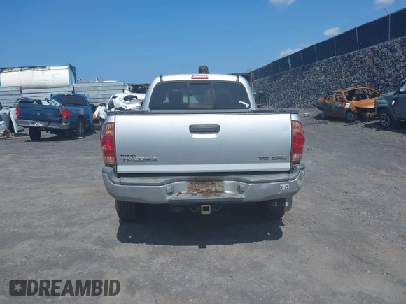 2006 Toyota Tacoma with VIN 5TEUU42N46Z286272, listed as a IAAI auction lot 41518642 with 243,142 mi miles. Bid and sale history available at carsss.com. Image 16.