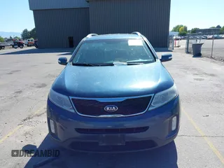 2015 Kia Sorento LX with VIN 5XYKTDA64FG554803, listed as a IAAI auction lot 42561844 with Not provided miles and . Bid and sale history available at DreamBid. Image 11.
