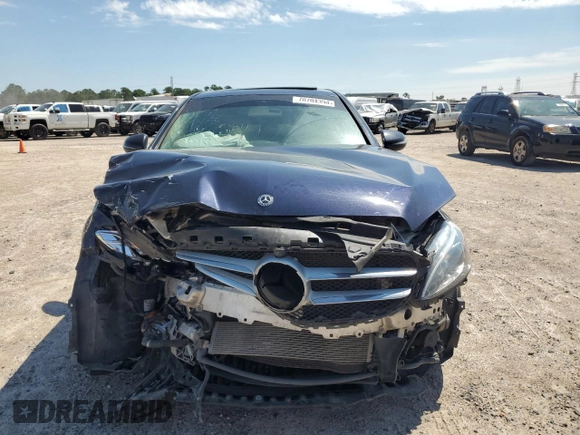 2018 Mercedes-Benz C 350e with VIN 55SWF4HB4JU262496, listed as a Copart auction lot 70704394 with 99,518 mi miles and Clean title. Bid and sale history available at DreamBid. Image 5.