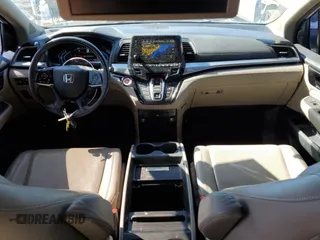 2019 Honda Odyssey Elite with VIN 5FNRL6H93KB072349, listed as a Copart auction lot 47369135 with 34,533 mi miles and Salvage Title. Bid and sale history available at DreamBid. Image 8.