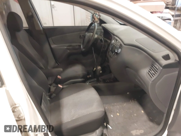 2009 Kia Rio SX with VIN KNADE223896533839, listed as a IAAI auction lot 41328220 with 140,968 mi miles. Bid and sale history available at carsss.com. Image 5.