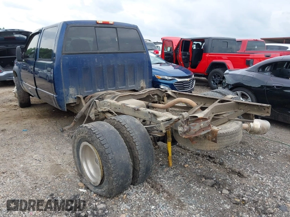 2000 GMC Sierra 3500 z VIN 1GTHK33F9YF413736, wystawiony jako IAAI lot #42197845 z przebiegiem 255 855 mil mil oraz . Historia ofert i sprzedaży dostępna na DreamBid. Obrazek 3.