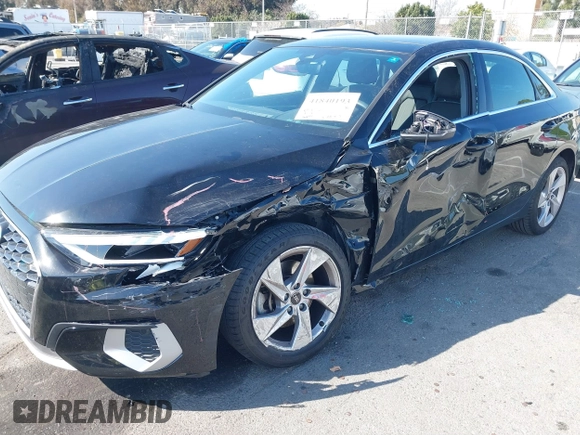 2023 Audi A3 Premium z VIN WAUAUDGY1PA037278, wystawiony jako IAAI lot #41840193 z przebiegiem 16 008 mil mil oraz . Historia ofert i sprzedaży dostępna na DreamBid. Obrazek 6.