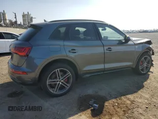 2024 Audi Q5 S line Premium Plus with VIN WA1E2AFY3R2102696, listed as a Copart auction lot 46238485 with 4,754 mi miles and Salvage title. Bid and sale history available at DreamBid. Image 3.