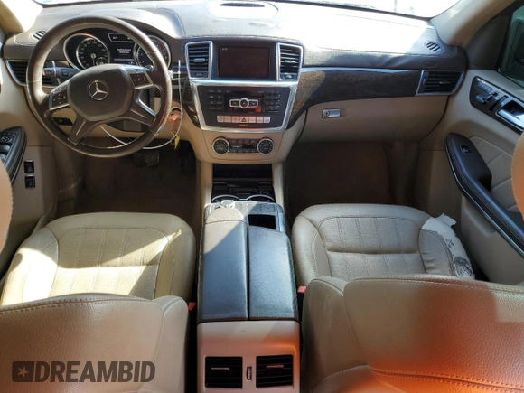 2013 Mercedes-Benz GL 450 z VIN 4JGDF7CE7DA181111, wystawiony jako Copart lot #44963555 z przebiegiem 114 517 mil mil oraz Czysty tytuł • Clean title. Historia ofert i sprzedaży dostępna na DreamBid. Obrazek 8.