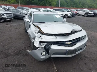 2011 Chevrolet Camaro 1LT with VIN 2G1FB1ED8B9208084, listed as a IAAI auction lot 42523897 with 112,894 mi miles and . Bid and sale history available at DreamBid. Image 17.