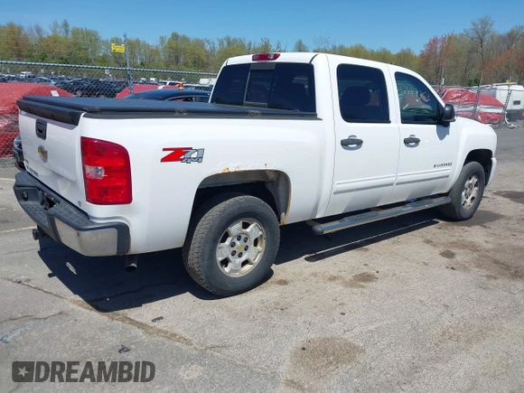 2010 Chevrolet Silverado 1500 LT with VIN 3GCRKSE32AG259148, listed as a IAAI auction lot 42147353 with 97,643 mi miles and . Bid and sale history available at DreamBid. Image 4.