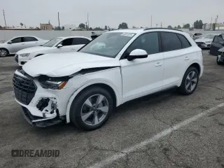 2024 Audi Q5 Premium Plus with VIN WA1BBAFY9R2147404, listed as a Copart auction lot 60261915 with 3,201 mi miles and Salvage title. Bid and sale history available at DreamBid. Image 1.