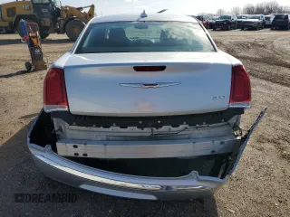 2019 Chrysler 300 Touring with VIN 2C3CCAAG4KH729031, listed as a Copart auction lot 51564305 with 62,608 mi miles and Clean Title. Bid and sale history available at carsss.com. Image 6.