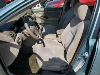 2006 Toyota Corolla CE with VIN 1NXBR32E86Z615286, listed as a Copart auction lot 56035905 with 178,922 mi miles and Clean Title. Bid and sale history available at DreamBid. Image 7.