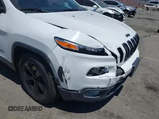 2017 Jeep Cherokee Altitude with VIN 1C4PJLAS7HW642589, listed as a IAAI auction lot 42687016 with 126,918 mi miles and . Bid and sale history available at DreamBid. Image 18.