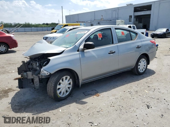 2014 Nissan Versa S with VIN 3N1CN7AP5EL864820, listed as a Copart auction lot 53992555 with 0 mi miles and Salvage Title. Bid and sale history available at carsss.com. Image 1.