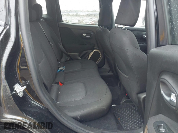 2017 Jeep Renegade Latitude z VIN ZACCJBBB8HPF51772, wystawiony jako IAAI lot #42181722 z przebiegiem 63 950 mil mil oraz . Historia ofert i sprzedaży dostępna na DreamBid. Obrazek 8.