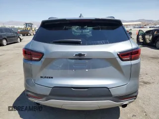 2024 Chevrolet Blazer LT z VIN 3GNKBDRS2RS162790, wystawiony jako Copart lot #65493214 z przebiegiem 4 240 mil mil oraz Szkoda całkowita • Salvage title. Historia ofert i sprzedaży dostępna na DreamBid. Obrazek 6.