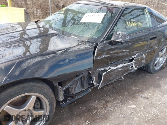 1995 Chevrolet Corvette z VIN 1G1YY22P1S5118252, wystawiony jako IAAI lot #41816716 z przebiegiem 143 210 mil mil oraz . Historia ofert i sprzedaży dostępna na DreamBid. Obrazek 6.