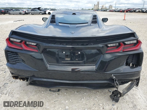 2021 Chevrolet Corvette 3LT with VIN 1G1YC2D49M5119833, listed as a Copart auction lot 62027484 with 17,739 mi miles and Salvage Title. Bid and sale history available at carsss.com. Image 6.