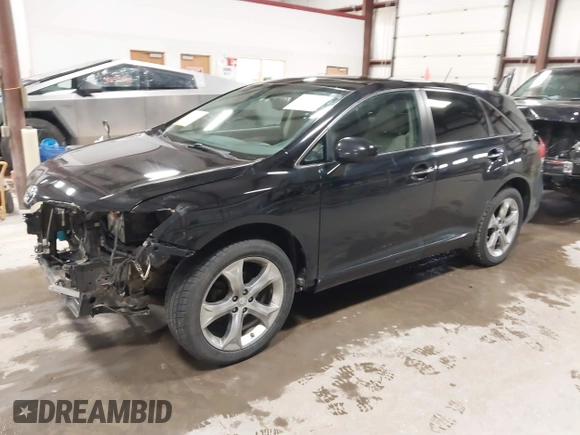 2010 Toyota Venza with VIN 4T3ZK3BB2AU025903, listed as a IAAI auction lot 41850784 with 176,930 mi miles. Bid and sale history available at carsss.com. Image 17.