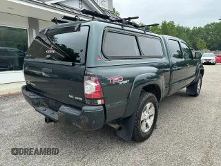 2009 Toyota Tacoma z VIN 3TMMU52N39M012424, wystawiony jako Copart lot #60904275 z przebiegiem 286 128 mil mil oraz Czysty tytuł • Clean title. Historia ofert i sprzedaży dostępna na DreamBid. Obrazek 4.