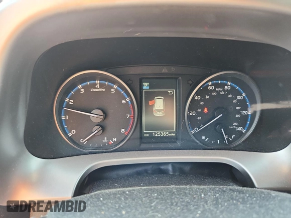 2017 Toyota RAV4 LE with VIN JTMBFREV5HJ146464, listed as a Copart auction lot 61841125 with 125,365 mi miles and Salvage title. Bid and sale history available at DreamBid. Image 9.