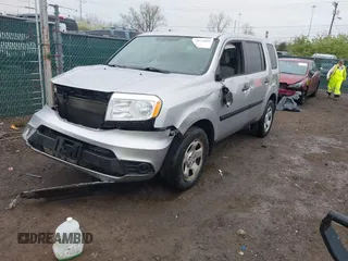 2015 Honda Pilot LX with VIN 5FNYF4H21FB020315, listed as a IAAI auction lot 42072899 with Not Provided miles and . Bid and sale history available at carsss.com. Image 2.