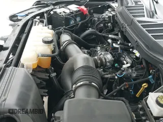 2021 Ford F-150 XL с VIN 1FTEW1CP9MFC03913, выставлен на аукционе IAAI как лот 42094145 с пробегом 58 147 миль миль и . История ставок и продаж доступна на DreamBid. Изображение 19.