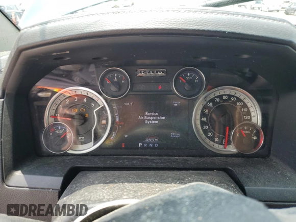 2016 Ram 1500 Laramie z VIN 1C6RR7NM0GS206569, wystawiony jako Copart lot #60312435 z przebiegiem 207 973 mil mil oraz Czysty tytuł • Clean title. Historia ofert i sprzedaży dostępna na DreamBid. Obrazek 9.