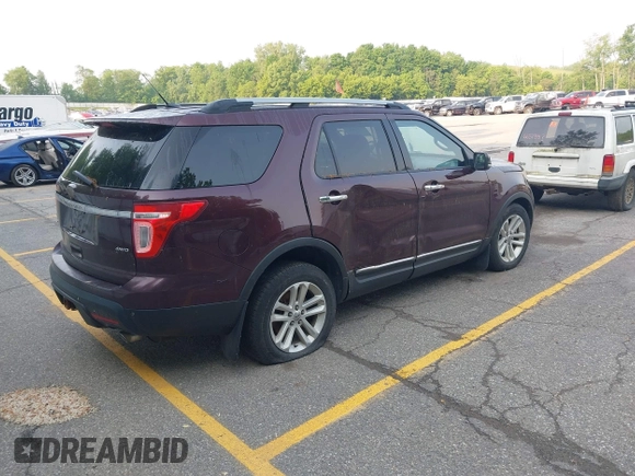 2011 Ford Explorer XLT with VIN 1FMHK8D89BGA15131, listed as a IAAI auction lot 42463546 with 249,388 mi miles and . Bid and sale history available at DreamBid. Image 4.