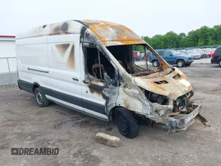 2019 Ford Transit z VIN 1FTBW3XV6KKA67798, wystawiony jako IAAI lot #42395892 z przebiegiem 75 040 mil mil oraz . Historia ofert i sprzedaży dostępna na DreamBid. Obrazek 1.