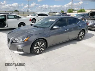 2021 Nissan Altima SV z VIN 1N4BL4DV3MN312776, wystawiony jako Copart lot #57863115 z przebiegiem 39 668 mil mil oraz Czysty tytuł • Clean title. Historia ofert i sprzedaży dostępna na DreamBid. Obrazek 1.