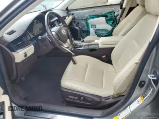 2016 Lexus ES 330 z VIN JTHBK1GG2G2219969, wystawiony jako Copart lot #56880745 z przebiegiem 142 392 mil mil oraz Szkoda całkowita • Salvage title. Historia ofert i sprzedaży dostępna na DreamBid. Obrazek 7.