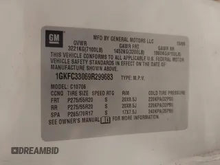 2009 GMC Yukon SLT w/4SB with VIN 1GKFC33069R299683, listed as a IAAI auction lot 41453259 with 182,415 mi miles. Bid and sale history available at carsss.com. Image 9.