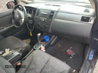 2007 Nissan Versa SL с VIN 3N1BC13E17L363582, выставлен на аукционе Copart как лот 64397385 с пробегом Не указан миль и Списание • Salvage title. История ставок и продаж доступна на DreamBid. Изображение 8.