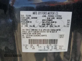 2005 Ford F-150 XLT z VIN 1FTPW125X5KC40972, wystawiony jako Copart lot #61312075 z przebiegiem 175 128 mil mil oraz Czysty tytuł • Clean title. Historia ofert i sprzedaży dostępna na DreamBid. Obrazek 12.