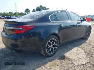 2017 Buick Regal Sport Touring z VIN 2G4GL5EX2H9125149, wystawiony jako IAAI lot #42531956 z przebiegiem 117 981 mil mil oraz . Historia ofert i sprzedaży dostępna na DreamBid. Obrazek 4.