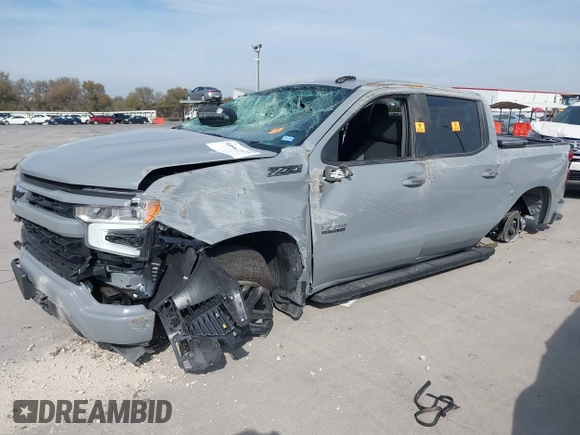 2024 Chevrolet Silverado 1500 RST with VIN 1GCUDEED9RZ364943, listed as a IAAI auction lot 40967931 with 4,265 mi miles. Bid and sale history available at carsss.com. Image 2.