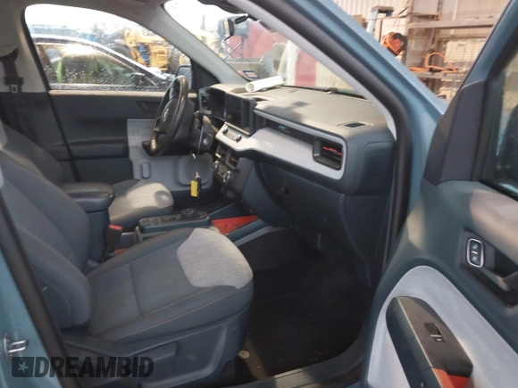 2023 Ford Maverick XL z VIN 3FTTW8E93PRA11795, wystawiony jako IAAI lot #41435738 z przebiegiem 79 683 mil mil oraz . Historia ofert i sprzedaży dostępna na DreamBid. Obrazek 5.