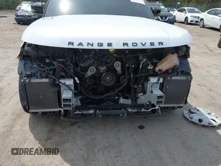 2019 Land Rover Range Rover Sport HSE Dynamic with VIN SALWV2SV1KA418184, listed as a IAAI auction lot 42067040 with 75,179 mi miles and . Bid and sale history available at DreamBid. Image 6.