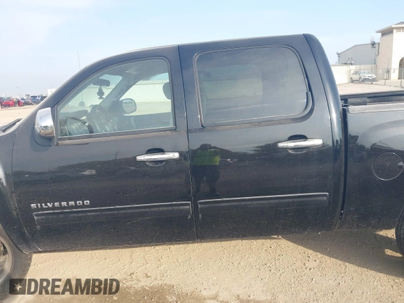 2011 Chevrolet Silverado 1500 LT with VIN 3GCPCSEAXBG115254, listed as a IAAI auction lot 40297491 with 222,214 mi miles and . Bid and sale history available at DreamBid. Image 14.