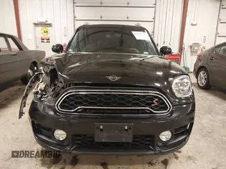 2019 MINI Countryman Cooper S с VIN WMZYT5C59K3G91029, выставлен на аукционе IAAI как лот 42039745 с пробегом 128 365 миль миль и . История ставок и продаж доступна на DreamBid. Изображение 13.