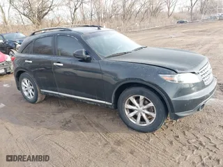 2006 Infiniti FX35 with VIN JNRAS08W76X205841, listed as a IAAI auction lot 41475252 with 205,165 mi miles. Bid and sale history available at carsss.com. Image 1.