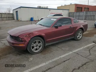 2008 Ford Mustang Deluxe with VIN 1ZVHT80N985168865, listed as a Copart auction lot 47893375 with 148,570 mi miles and Salvage Title. Bid and sale history available at carsss.com. Image 1.