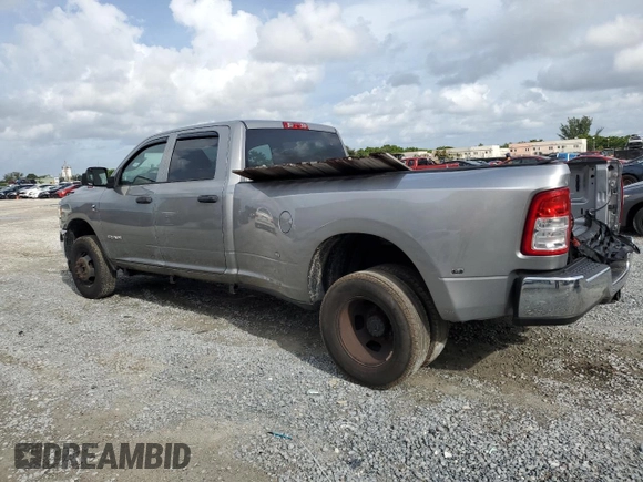 2022 Ram 3500 Tradesman with VIN 3C63RRGL6NG164578, listed as a Copart auction lot 73213274 with 122,607 mi miles and Clean Title. Bid and sale history available at carsss.com. Image 2.