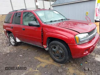 2007 Chevrolet TrailBlazer LS with VIN 1GNDT13S772154867, listed as a IAAI auction lot 41952600 with 123,482 mi miles. Bid and sale history available at carsss.com. Image 1.