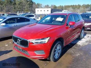 2018 Volvo XC60 Momentum with VIN LYV102RK8JB082200, listed as a IAAI auction lot 41683184 with 99,535 mi miles. Bid and sale history available at carsss.com. Image 2.