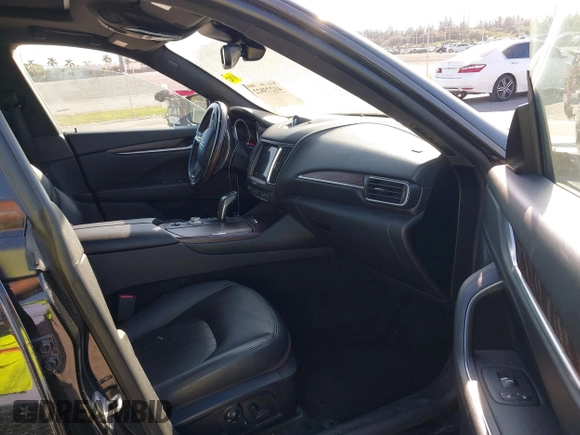2019 Maserati Levante z VIN ZN661XUA6KX308351, wystawiony jako IAAI lot #41273822 z przebiegiem Nie podano mil oraz . Historia ofert i sprzedaży dostępna na DreamBid. Obrazek 5.