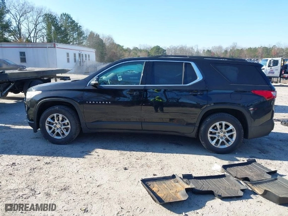 2019 Chevrolet Traverse LT Cloth with VIN 1GNERGKW2KJ223523, listed as a IAAI auction lot 41156722 with NaN miles. Bid and sale history available at carsss.com. Image 15.