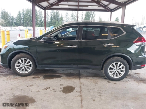 2019 Nissan Rogue SL with VIN 5N1AT2MT7KC744252, listed as a IAAI auction lot 41896510 with 84,812 mi miles. Bid and sale history available at carsss.com. Image 15.